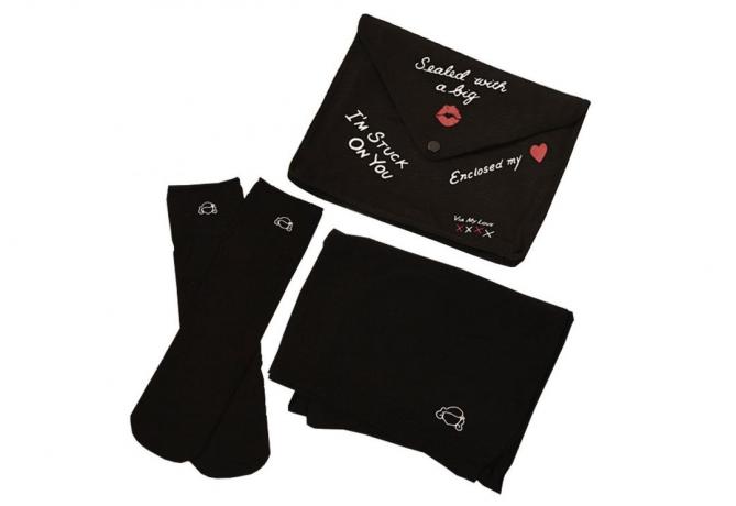 Cadeaus voor 8 maart: plaid sokken