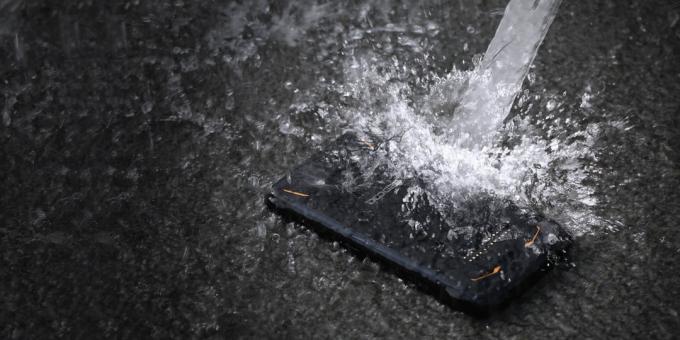 Doogee S90: Zwemmen smartphone