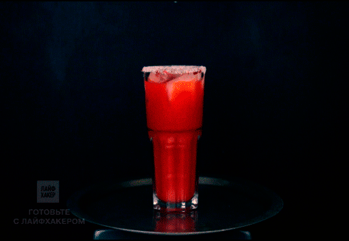 Versier cocktail "Bloody Mary"