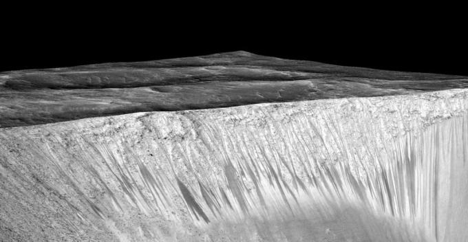 Water op Mars bestaat in vloeibare vorm