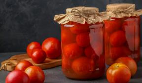 Ingelegde tomaten met uien