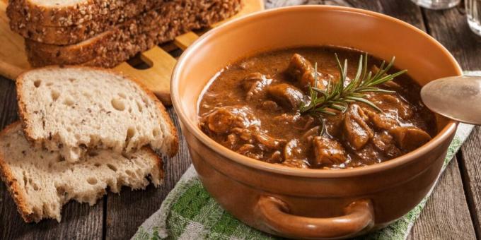 Rundvleesgoulash met bier