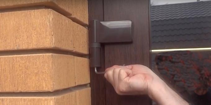 make ¾ draaien of hele draai: Hoe de plastic deur aan te passen