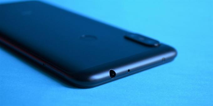 Overzicht Xiaomi redmi Toelichting 6 Pro: koptelefoonaansluiting