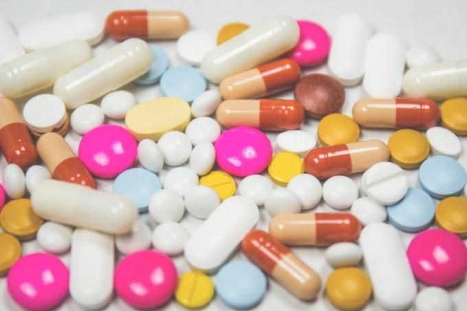 Hoe kan ik een kwaliteit van geneesmiddelen te kiezen: Lijst pensionering medicijnen die u kunt zien op de site Roszdravnadzor
