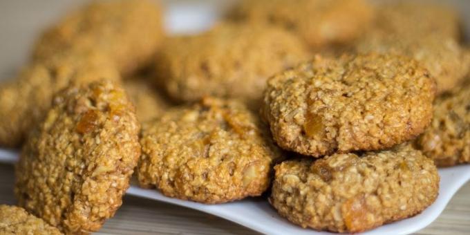 Lean havermeelkoekjes met noten en gedroogde abrikozen