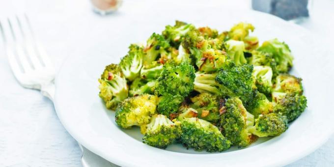 Gebakken broccoli met knoflook