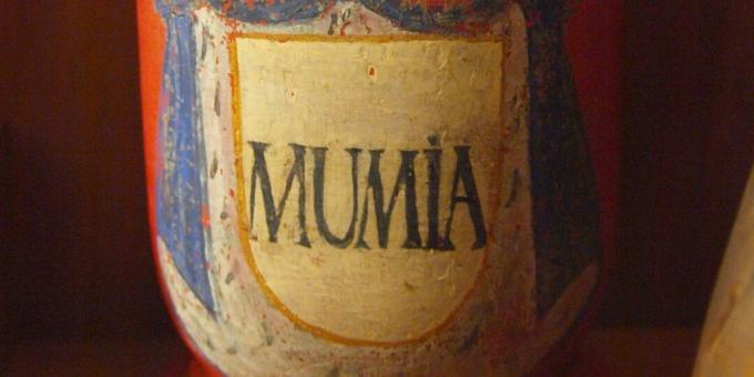 Farmaceutisch vat uit de 18e eeuw met mumiyo