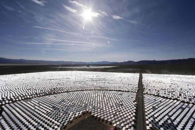 Technologieën van de toekomst, zullen de mensen kunnen sproeien een speciale "solar" bekledingen