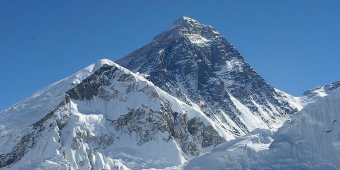 Mount Everest groeit