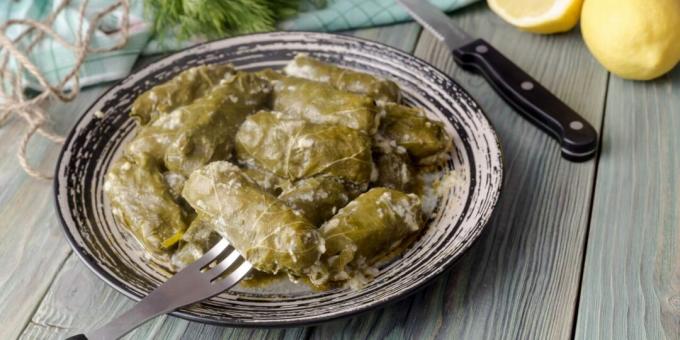 Griekse dolma met citroensaus