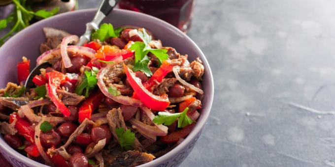 Salade recept met rundvlees, bonen en paprika's