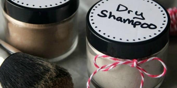 besparen op cosmetica: droge shampoo