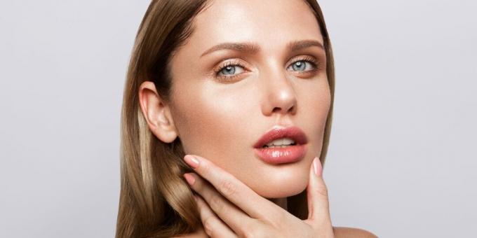 Mode make-up: lipgloss