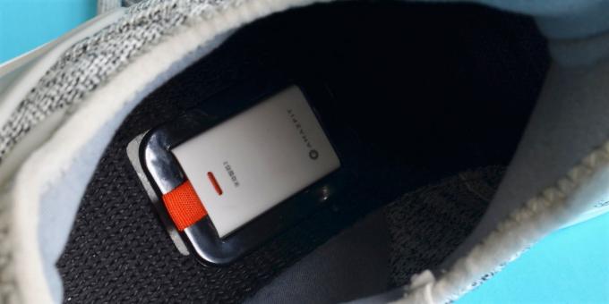 Xiaomi Light Weight Sneakers: het installeren chip