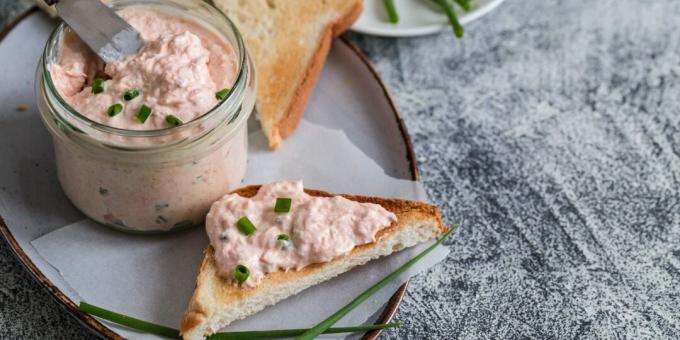 Paté van gerookte zalm en kaas