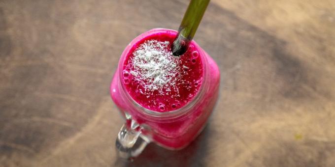 Recepten voor Blender: Smoothie met aardbeien en bieten