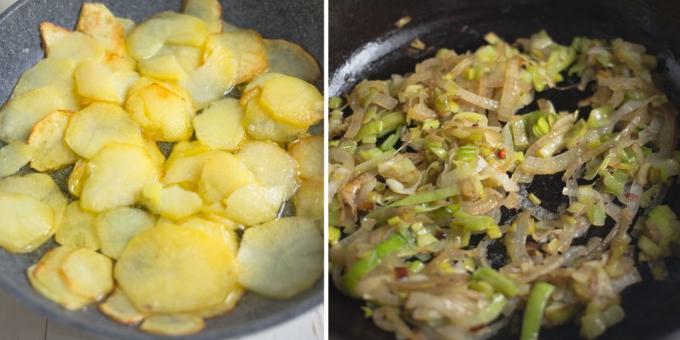 Aardappelomelet: Bak de uien en aardappelen