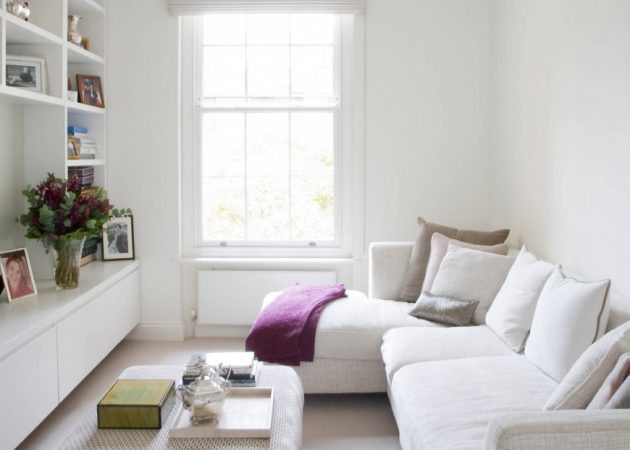De smalle woonkamer: meubels