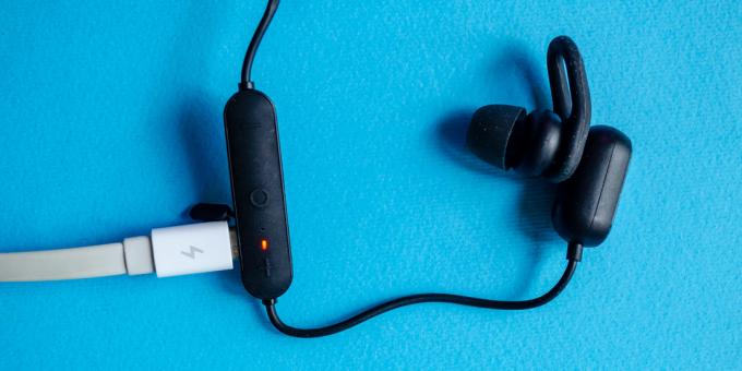 Mi Sport Bluetooth Jeugd Edition: Opladen