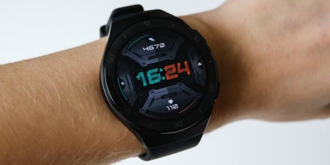 Huawei Watch GT 2e bij de hand