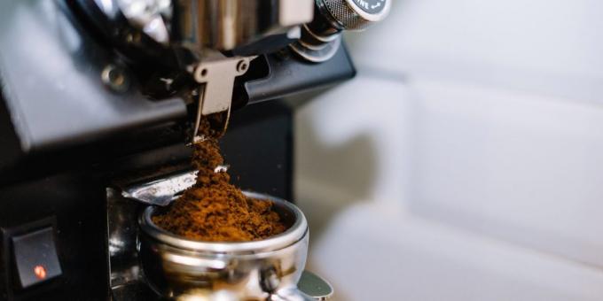 Hoe maak je goede van slechte koffie huis te onderscheiden