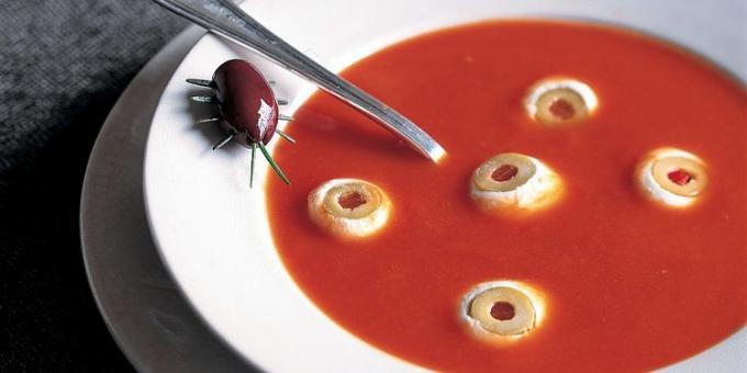 Gerechten voor Halloween: Tomatensoep met ogen