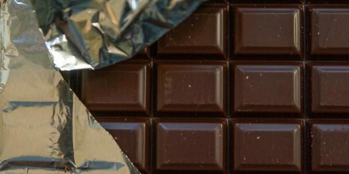Welke voedingsmiddelen bevatten ijzer: pure chocolade
