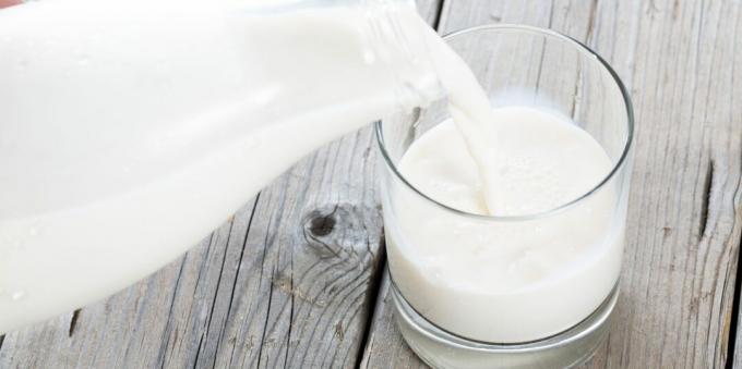 Gezonde drankjes voor het slapengaan: warme melk
