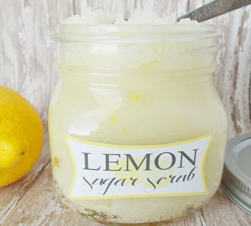 Hoe maak je de gift van een New Year's te maken met hun eigen handen: Sugar scrub met de geur van citroen 