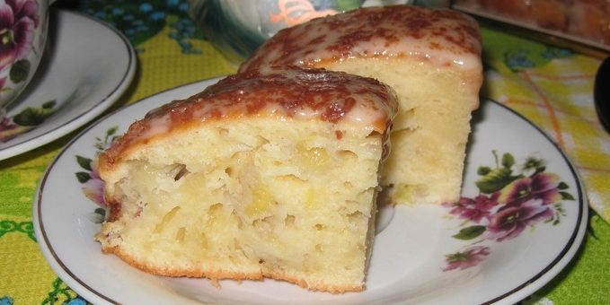 cake Banaan met zure room en banaan crème