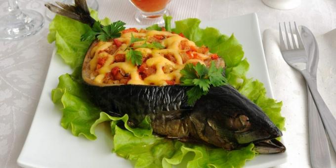 Gevulde makreel met groenten en kaas