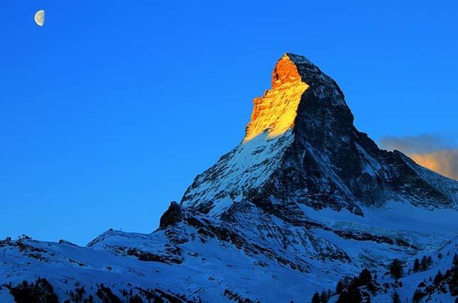 Zonsondergang op de berg Matterhorn
