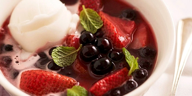 Recepten met aardbeien: Berry soep