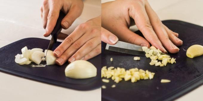 Hoe maak je aardappelen met vlees koken: snipper de ui en knoflook
