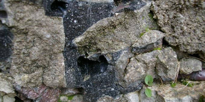 Ancient Civilization Technologies: Wall Fragment in Saint-Suzanne, Mayenne, Frankrijk
