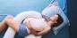 Kunnen zwangere vrouwen op hun buik slapen?