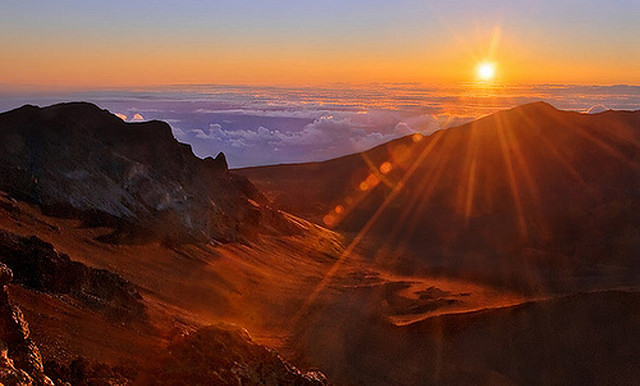 Zonsondergang op de berg Haleakala