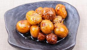 Koreaanse honingaardappelen