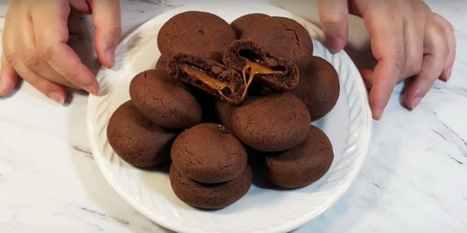 Chocolade koekjes met karamel