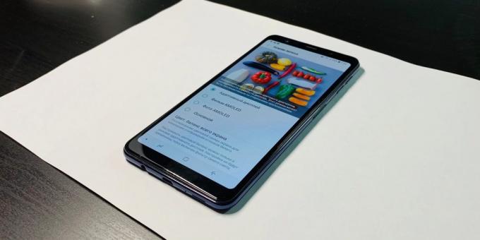 Samsung Galaxy A7: Display