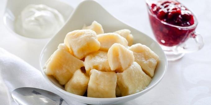 Recepten met kaas: luie dumplings met kwark en een banaan