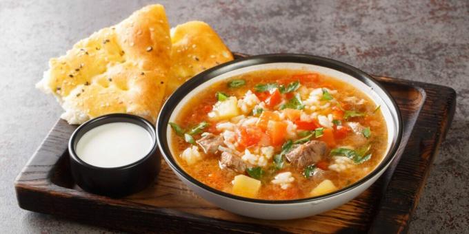 Mastava - Oezbeekse soep met rundvlees en rijst