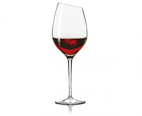 Een glas rode wijn Syrah