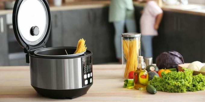 Spaghetti koken in een slowcooker