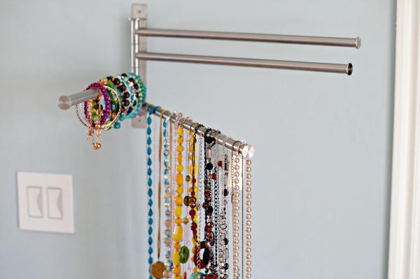 Het houden van dingen in de kast: Hanger voor juwelen