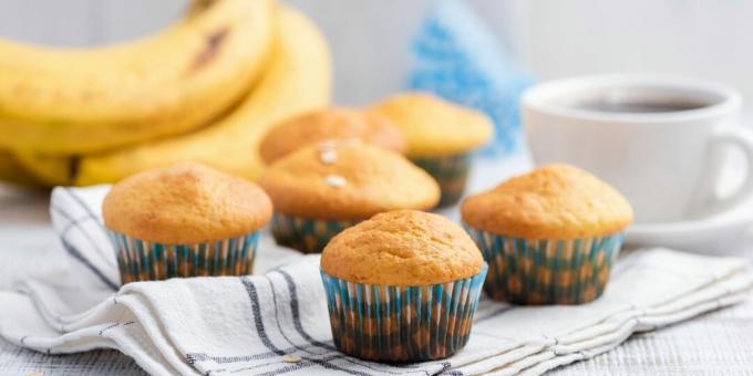 Bananencupcakes met zure room: een eenvoudig recept